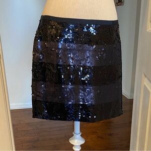 Club Monaco Sequin Mini Skirt. 100% Silk. Size 8